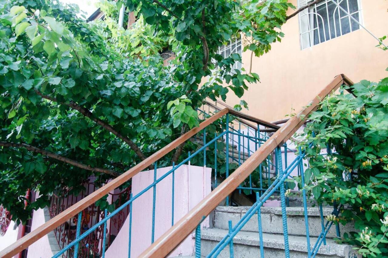 Apartamento Ланжероновская Угол Дерибасовская Odesa Habitación foto